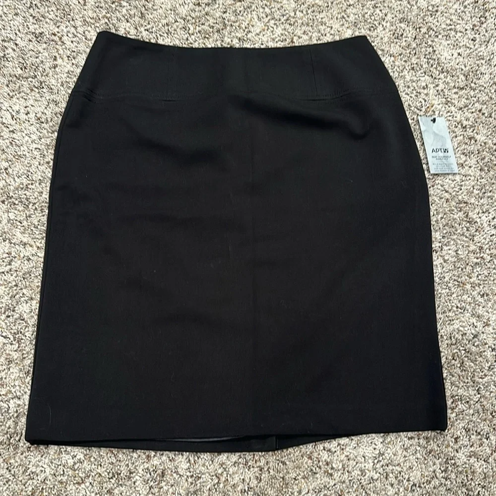 Apt 9 Pieced Yoke Pencil Skirt
